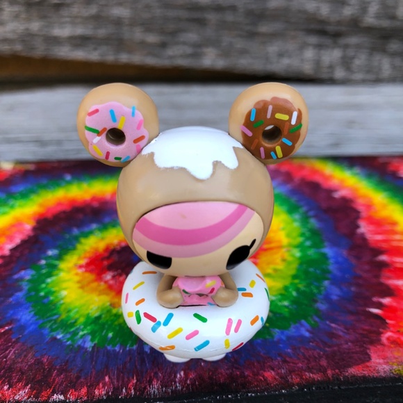 Donutella Tokidoki small toy figure Neon Star 2.25 in mini pvc figurine 🩷🤎 - Picture 6 of 11